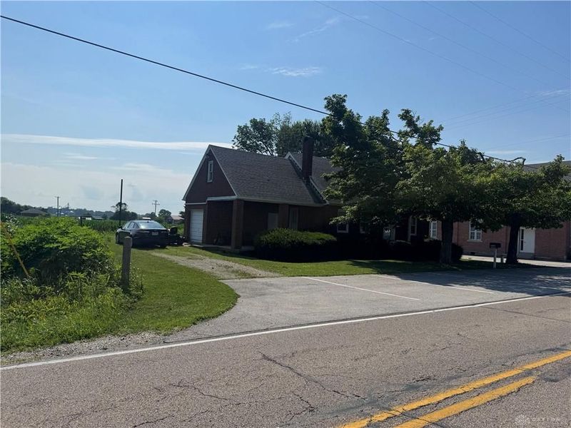 4690 N Sulphur Springs Road, Brookville, OH 45309 Photo 9