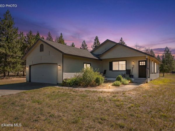 26438 N Clagstone Rd , Athol, ID 83801