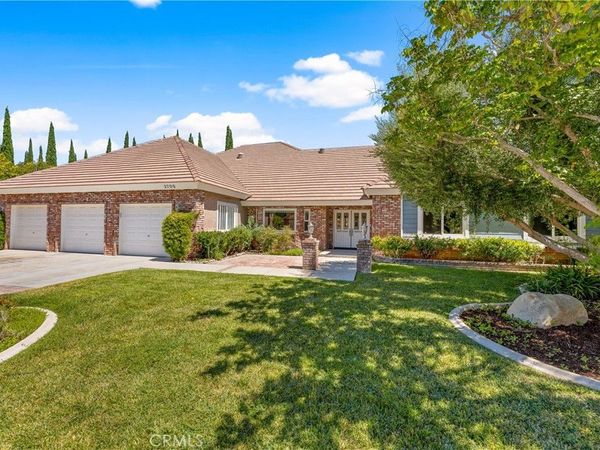 2705 Brentwood Drive , Lancaster, CA 93536