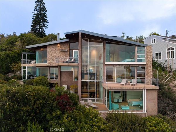 856 Diamond Street , Laguna Beach, CA 92651