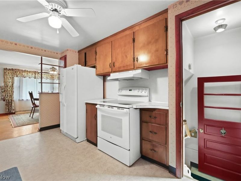 12890 Edison Street NE, Alliance, OH 44601 Photo 14