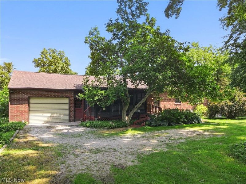 12890 Edison Street NE, Alliance, OH 44601 Photo 48