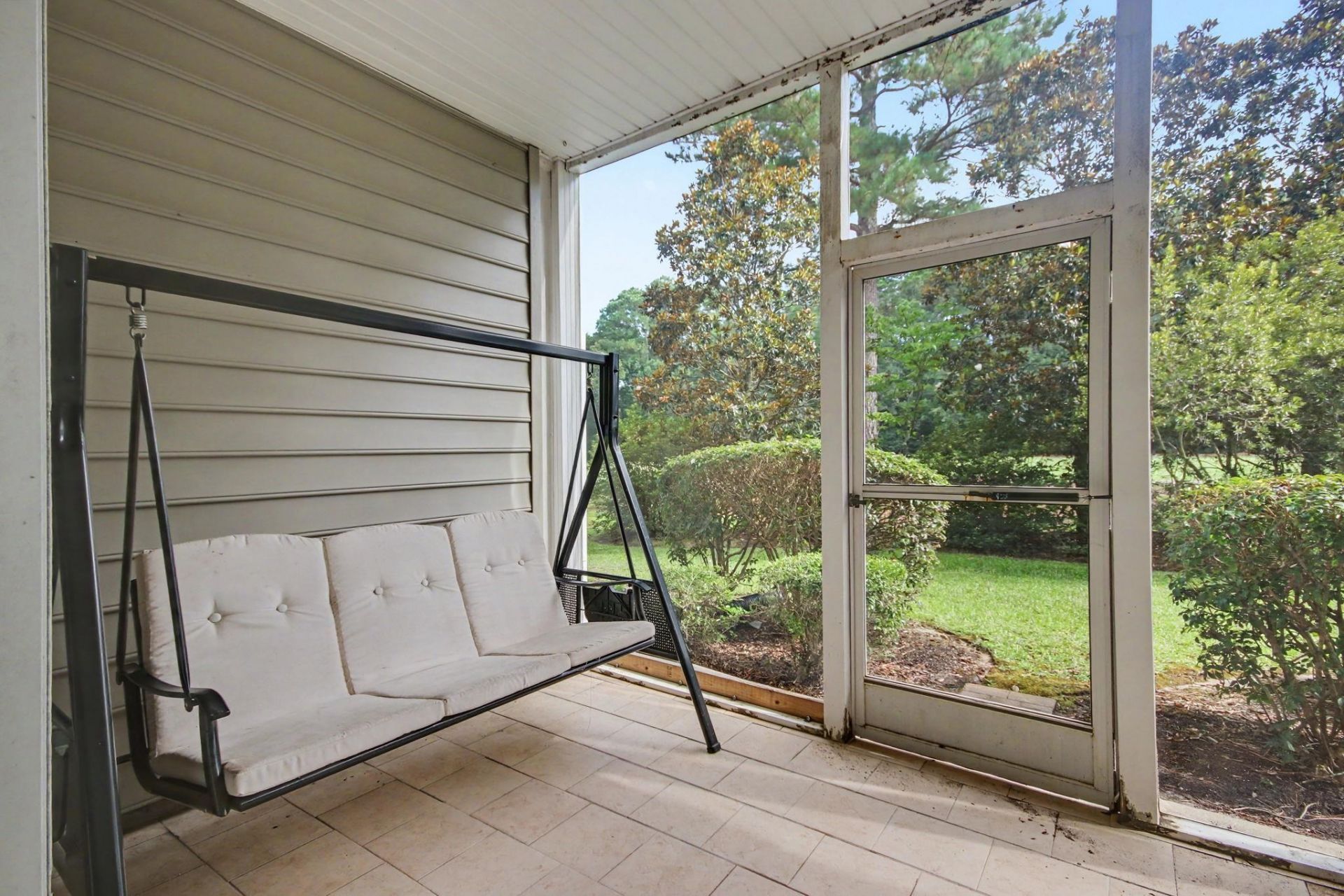 5852 Longwood Dr.  Photo 26