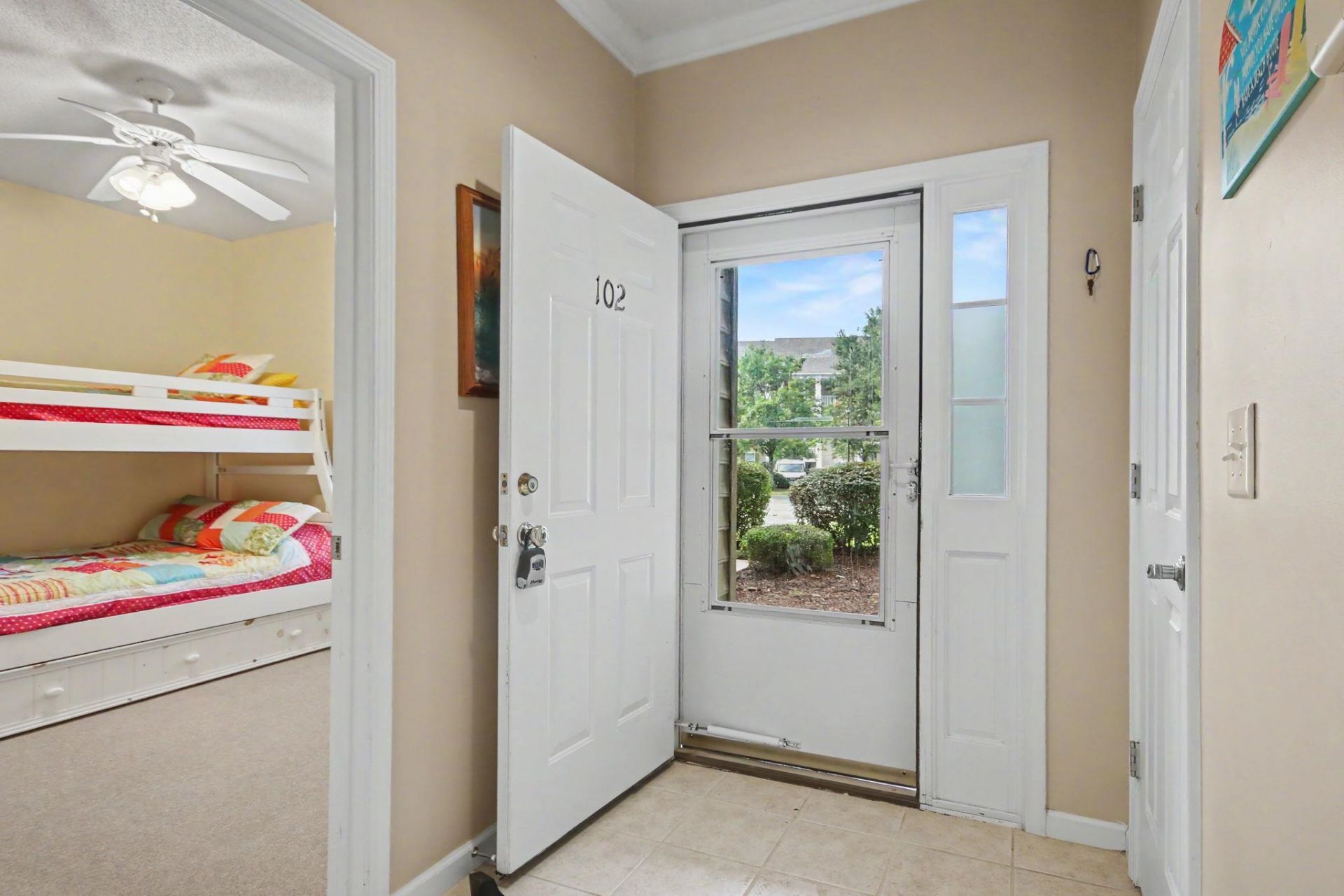 5852 Longwood Dr.  Photo 6