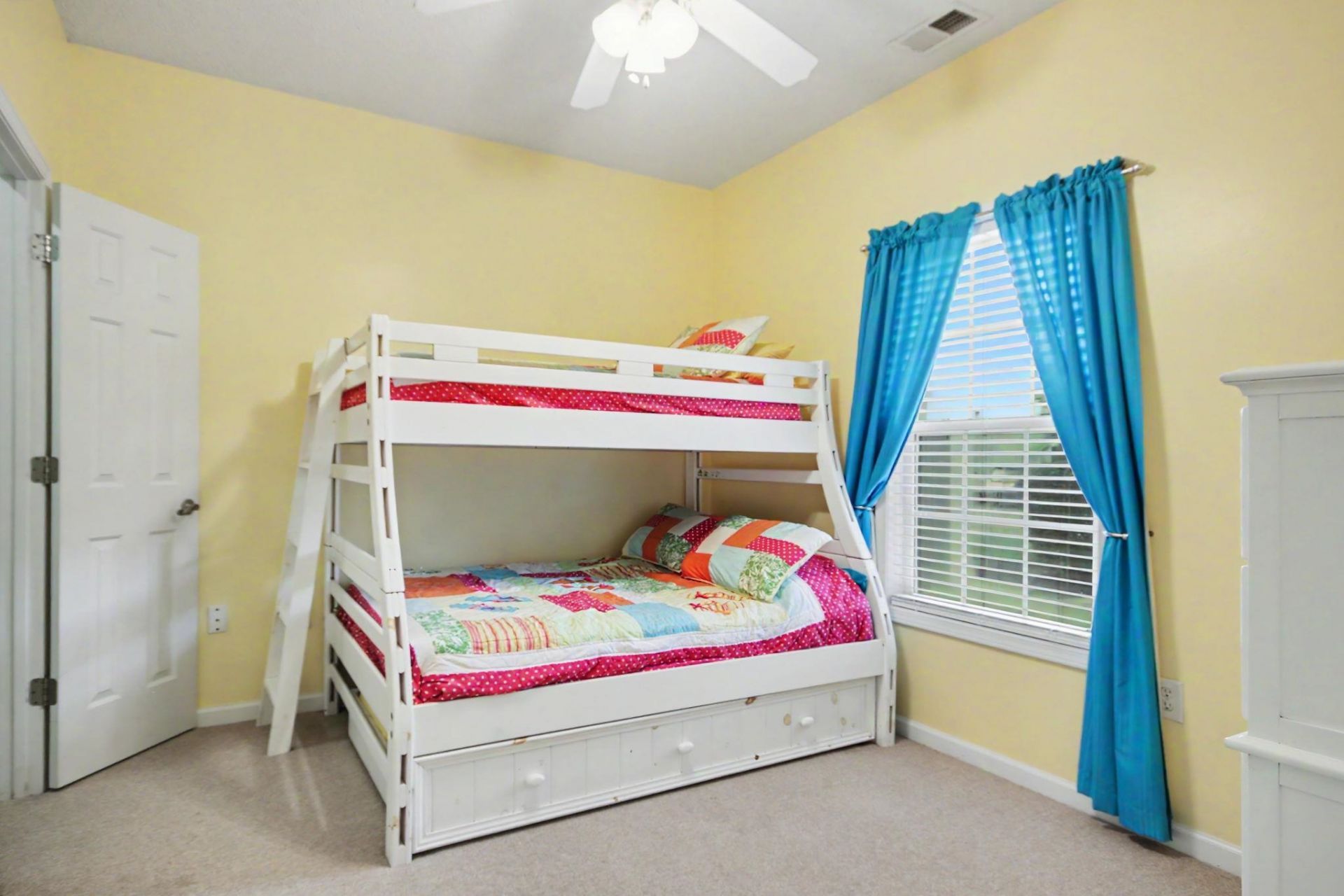 5852 Longwood Dr.  Photo 7