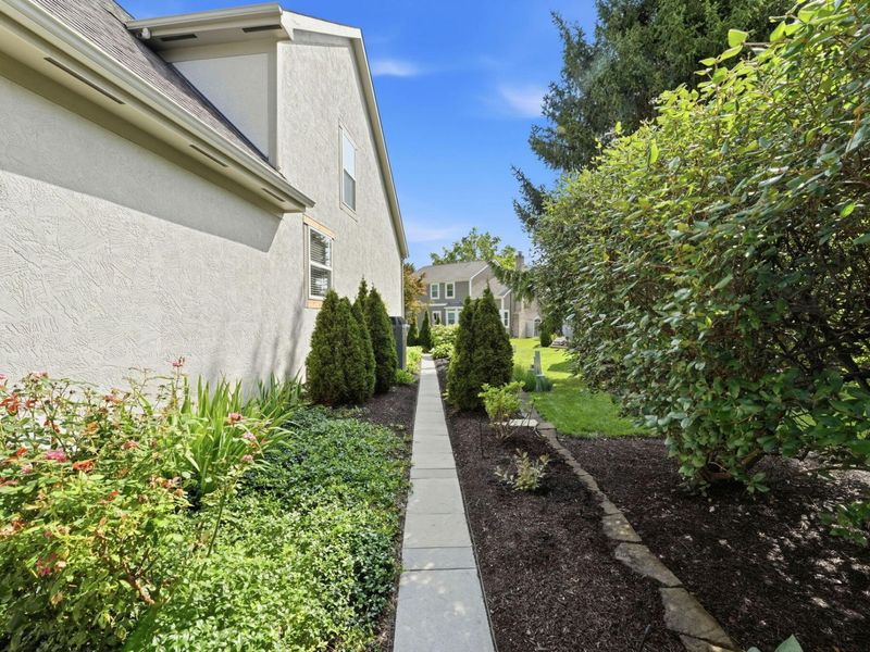 4584 Schirtzinger Road, Hilliard, OH 43026 Photo 4