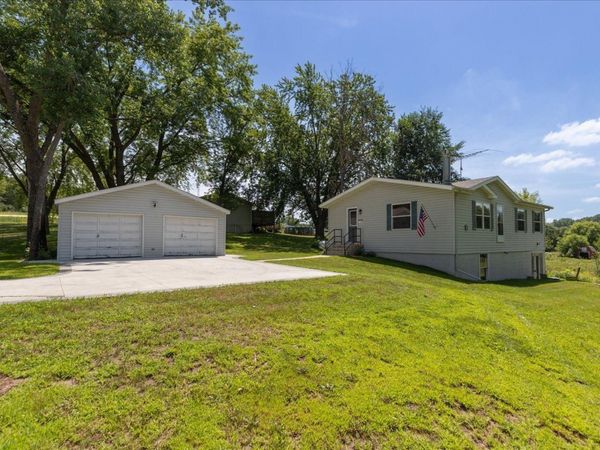 7300 30th Street SE, Eyota, MN 55934