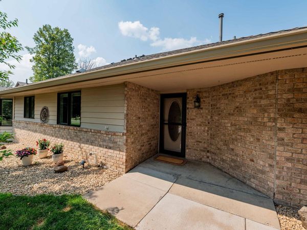 14348 Embassy Way, Apple Valley, MN 55124