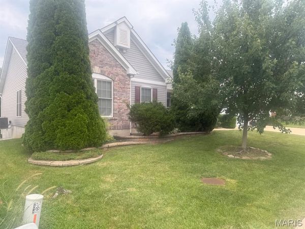 4425 Millcroft Drive, St Charles, MO 63304