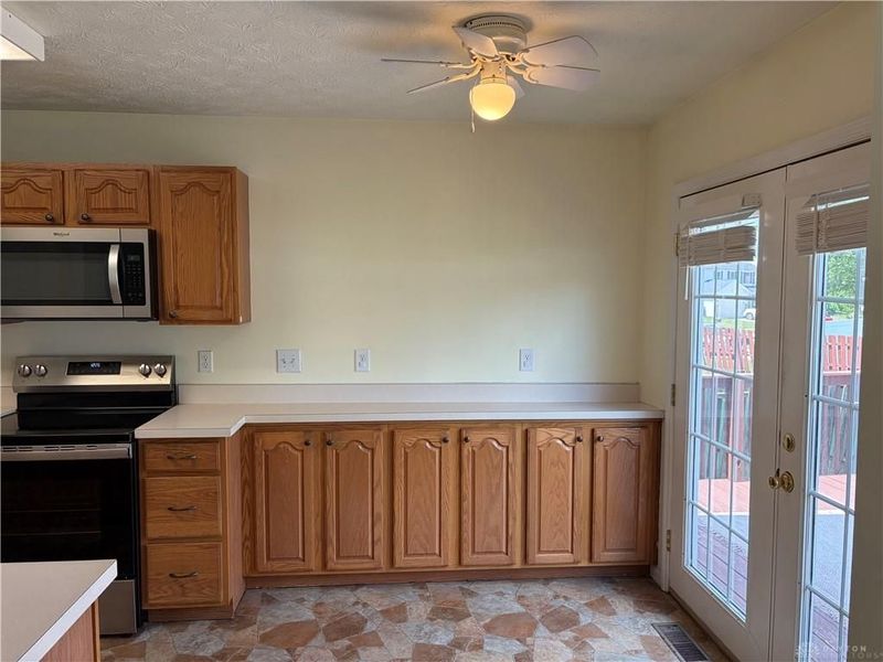 6309 Ashley Meadows Court, Huber Heights, OH 45424 Photo 10