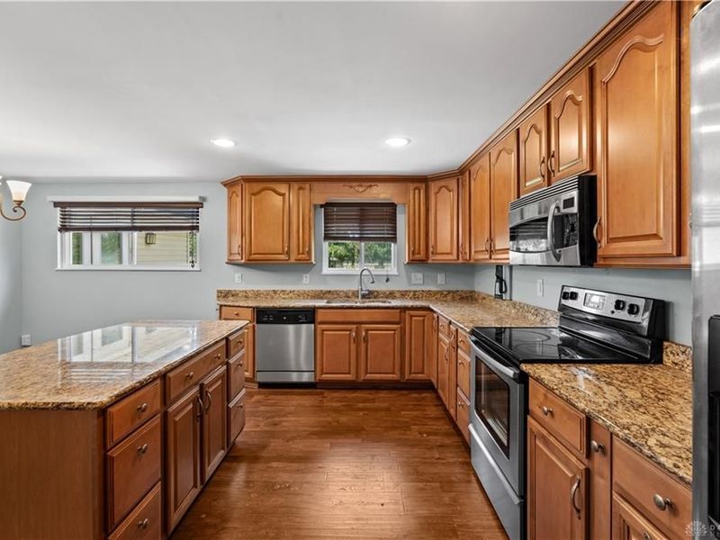 9191 Stephanie Street, Centerville, OH 45458 Photo 11