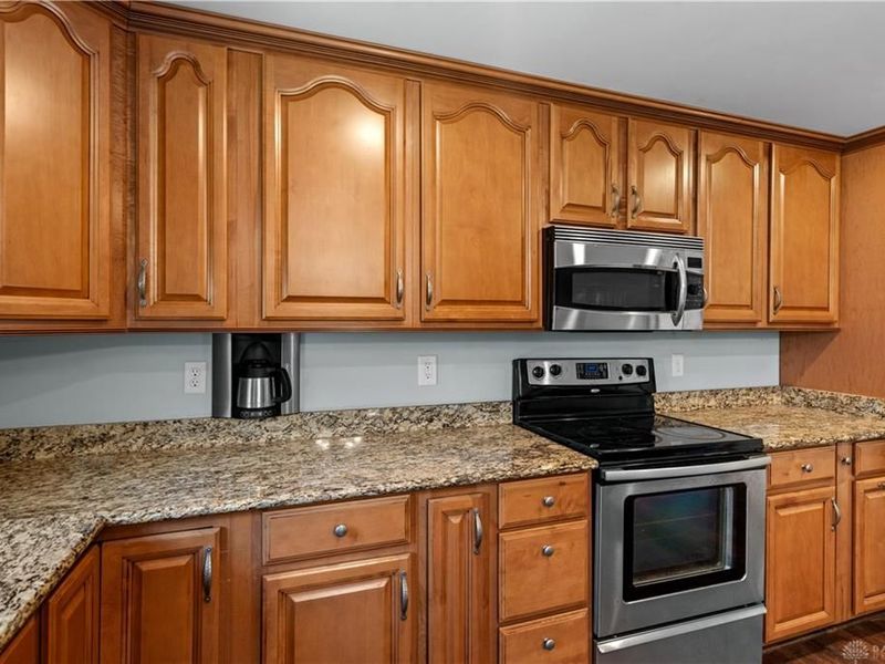 9191 Stephanie Street, Centerville, OH 45458 Photo 12
