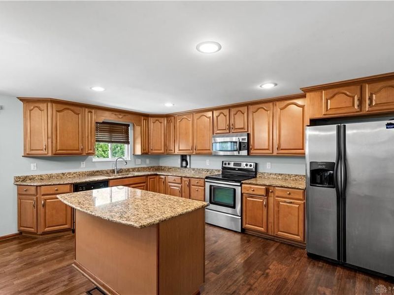 9191 Stephanie Street, Centerville, OH 45458 Photo 16
