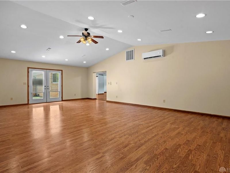 9191 Stephanie Street, Centerville, OH 45458 Photo 33