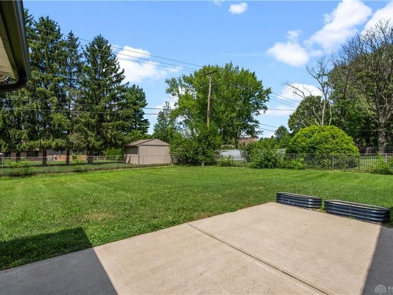 9191 Stephanie Street, Centerville, OH 45458 Photo 8