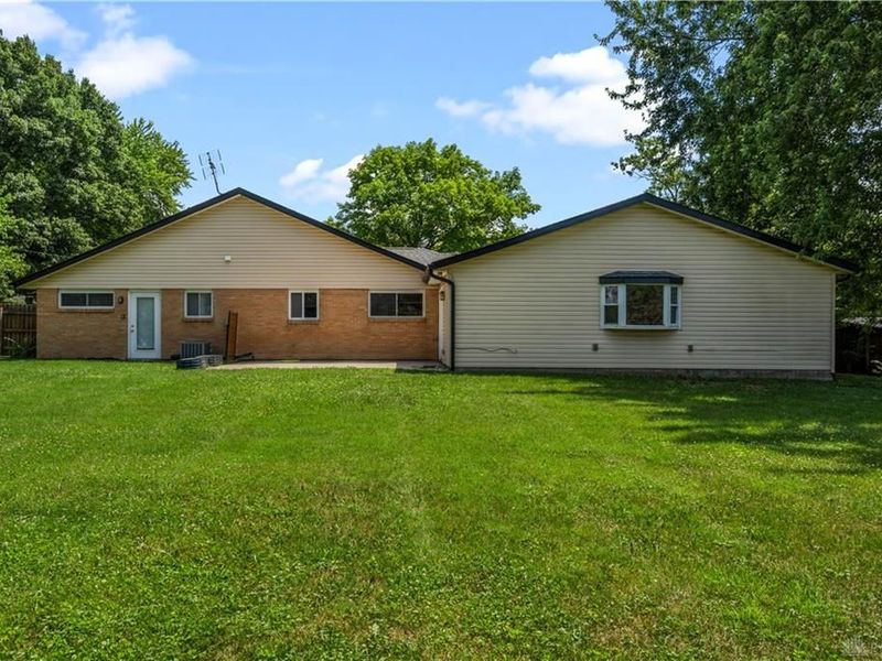 9191 Stephanie Street, Centerville, OH 45458 Photo 9