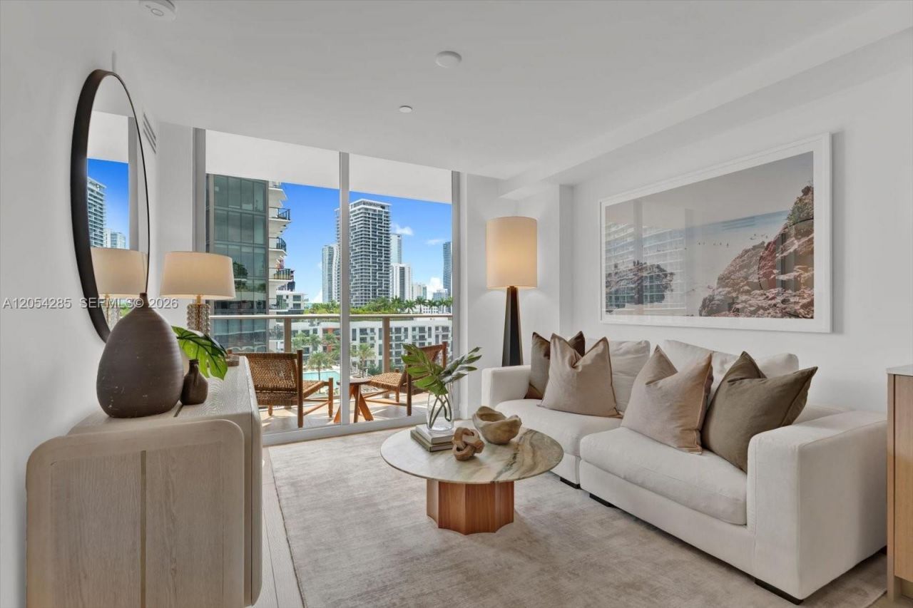 90 NE 32nd Street , Unit PH05, Miami, FL 33127 Photo