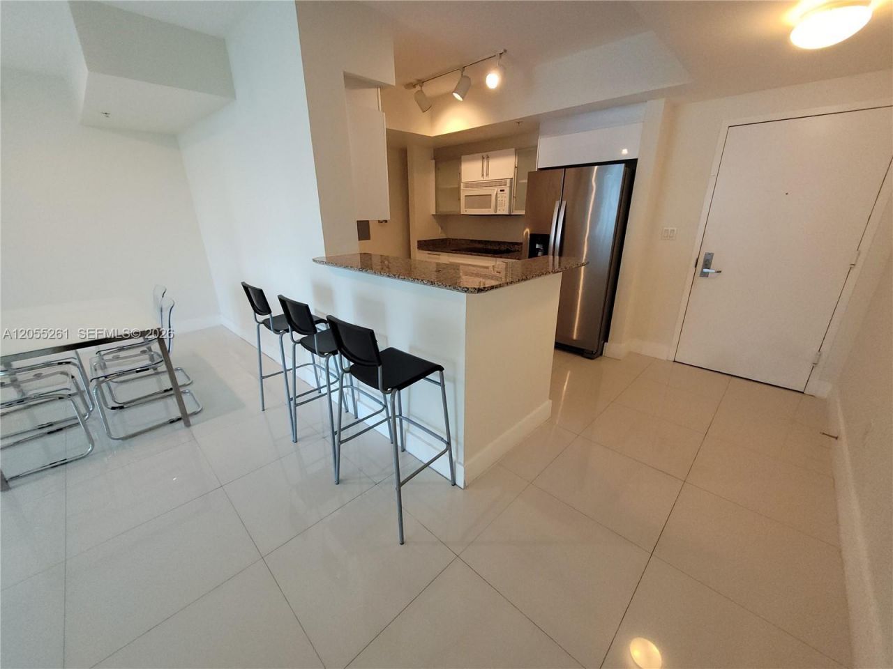 325 S Biscayne Blvd , Unit 1719, Miami, FL 33131 Photo