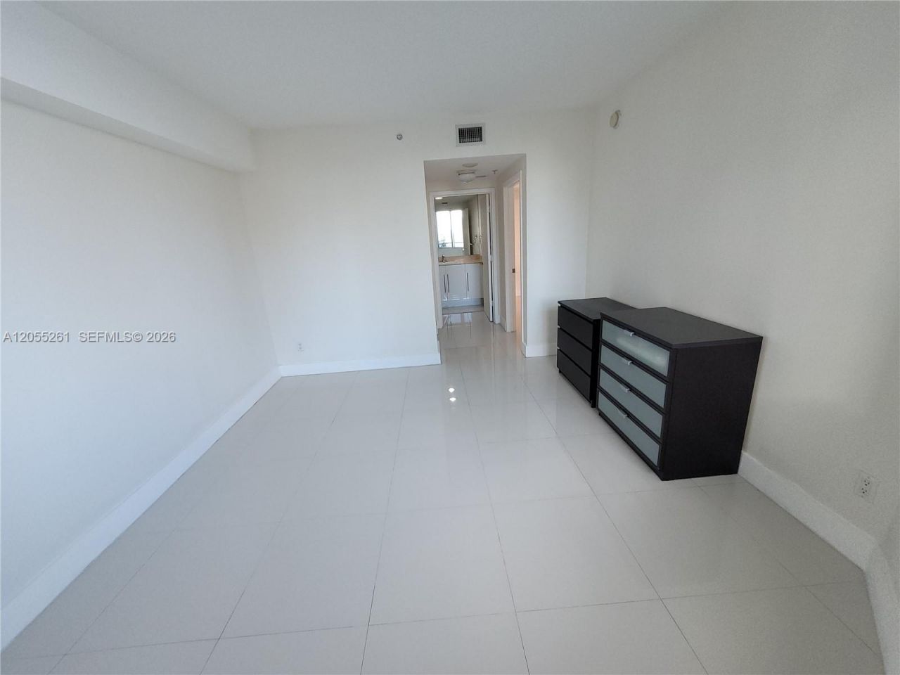 325 S Biscayne Blvd , Unit 1719, Miami, FL 33131 Photo