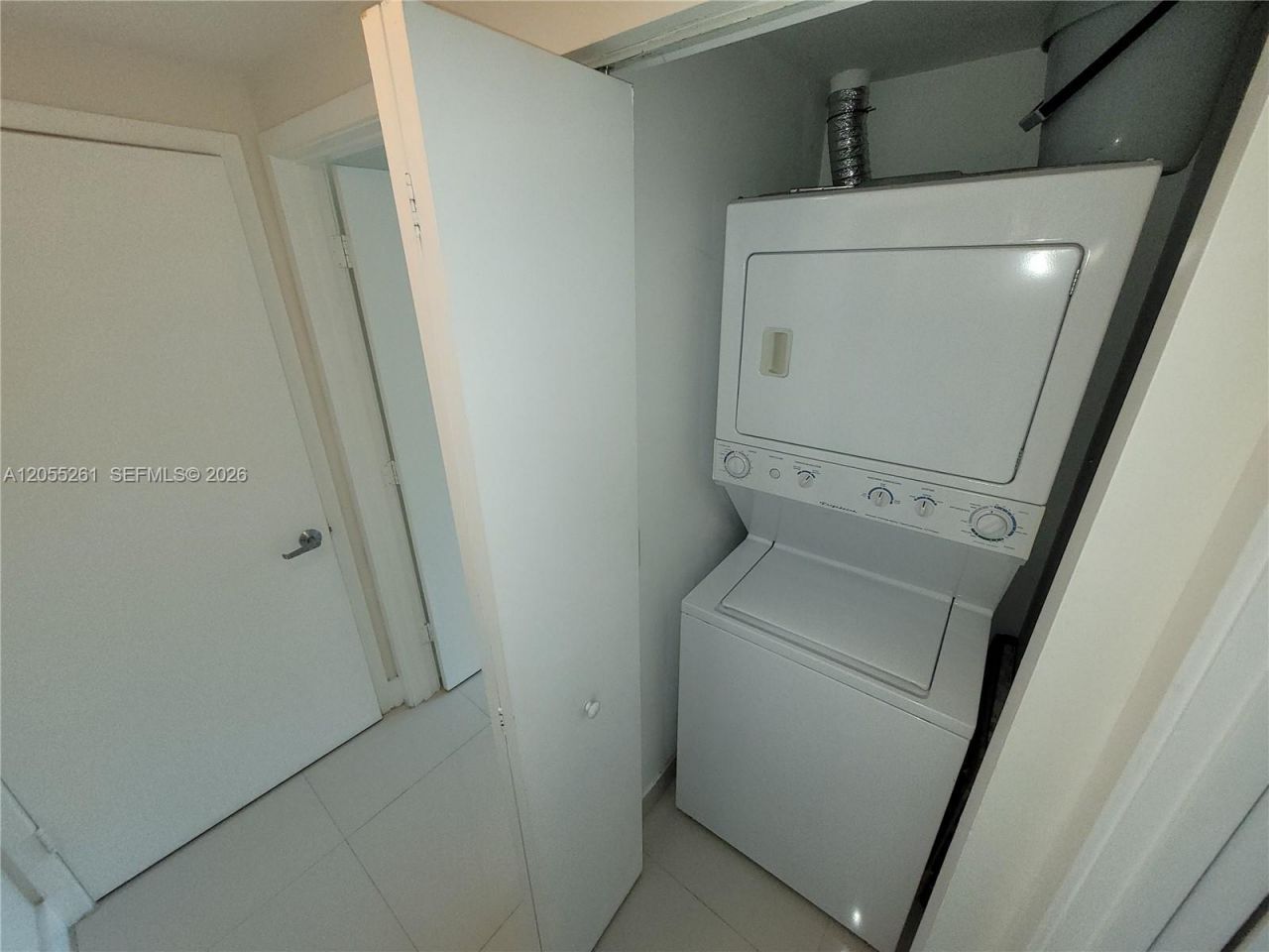 325 S Biscayne Blvd , Unit 1719, Miami, FL 33131 Photo