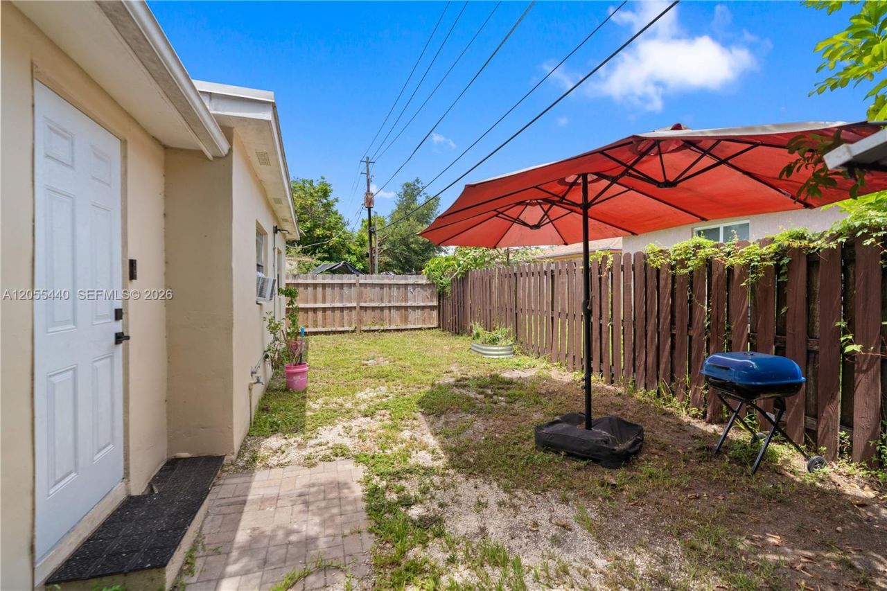 6109 SW 40th Ct, Miramar, FL 33023 Photo