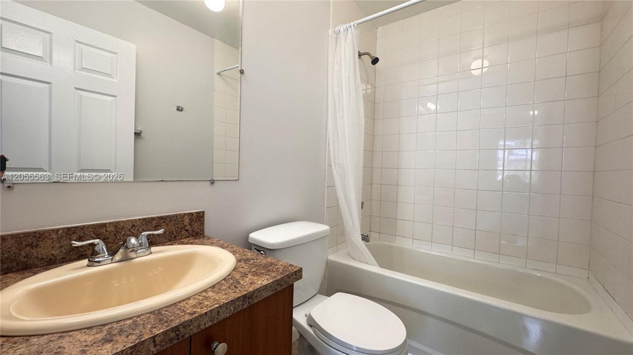 1451 NW 51st Ter , Unit 1451, Miami, FL 33142 Photo