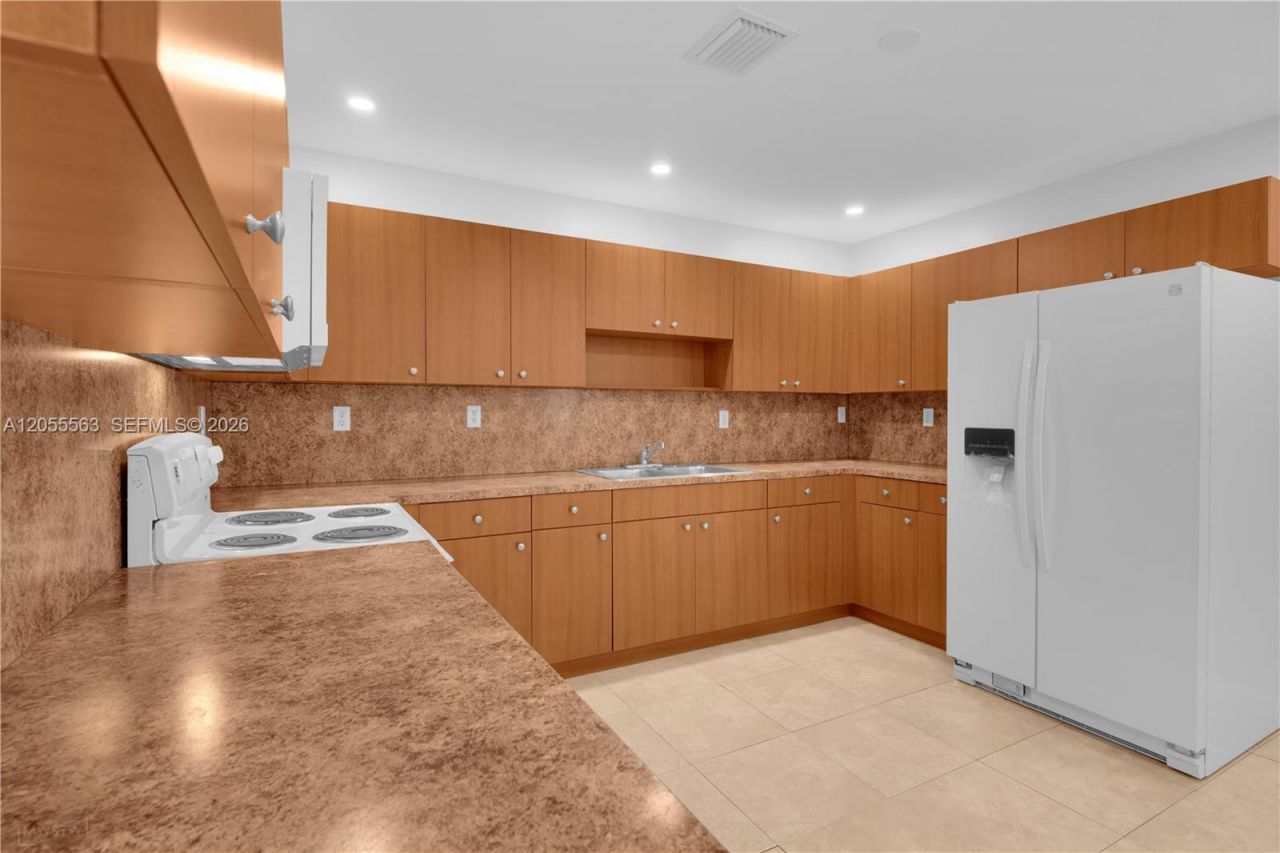 1451 NW 51st Ter, Unit 1451, Miami, FL 33142 Photo
