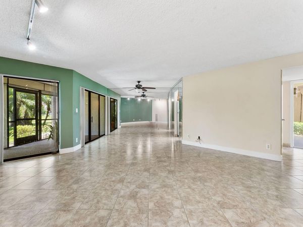 5800 Camino Del Sol, Unit 102, Boca Raton, FL 33433