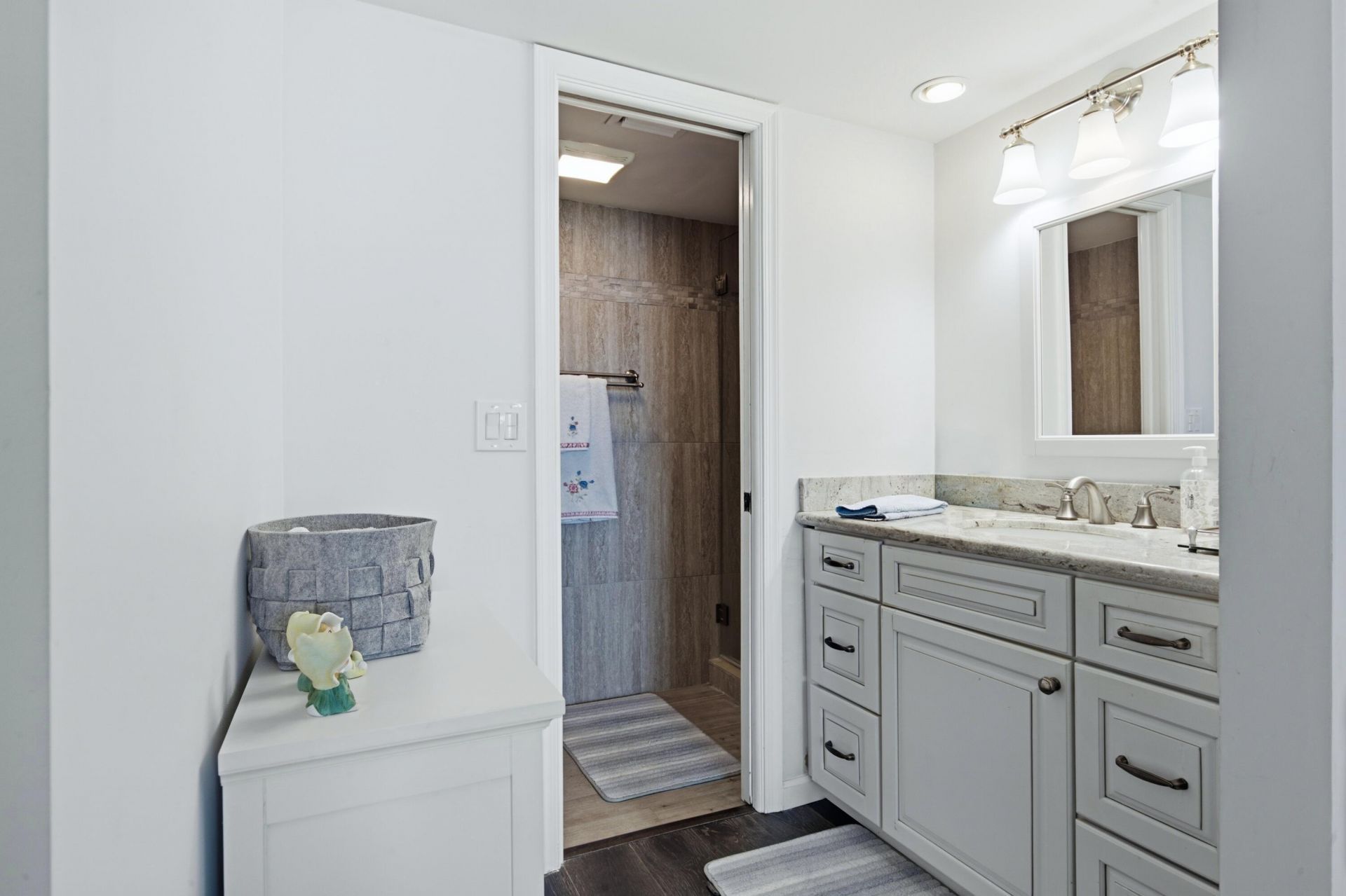 100 Paradise Harbour Boulevard, Unit 203, North Palm Beach, FL 33408 Photo