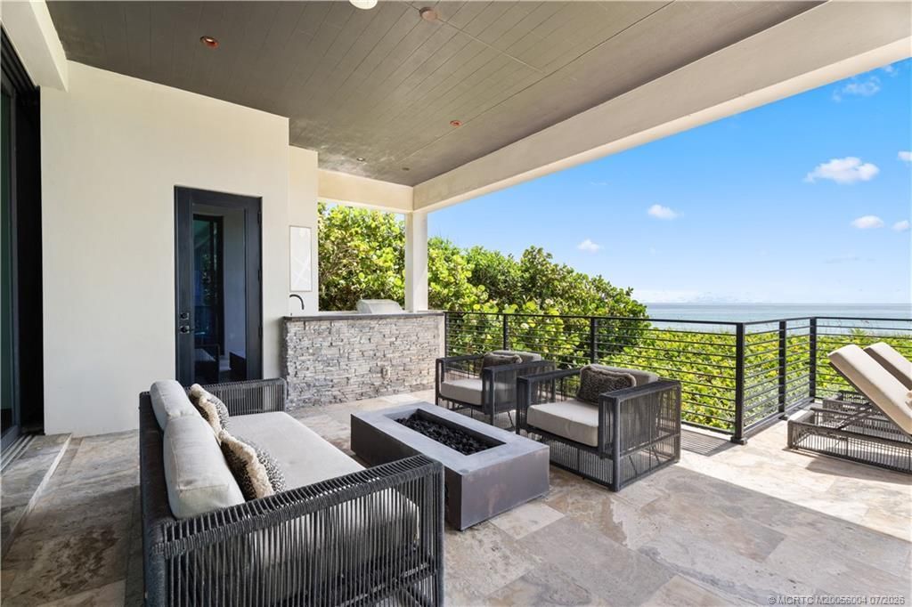 7900 S Ocean Drive , Jensen Beach, FL 34957 Photo