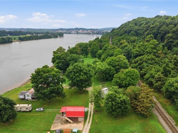 505 Ohio River Road, Parkersburg, WV 26101