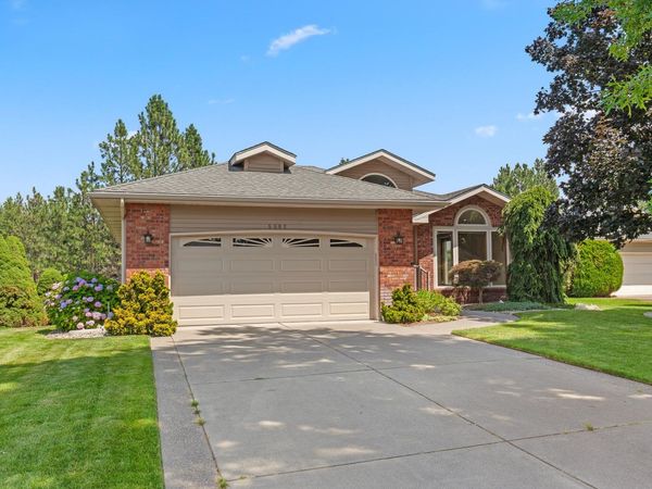 6502 N Park View Ln, Spokane, WA 99205