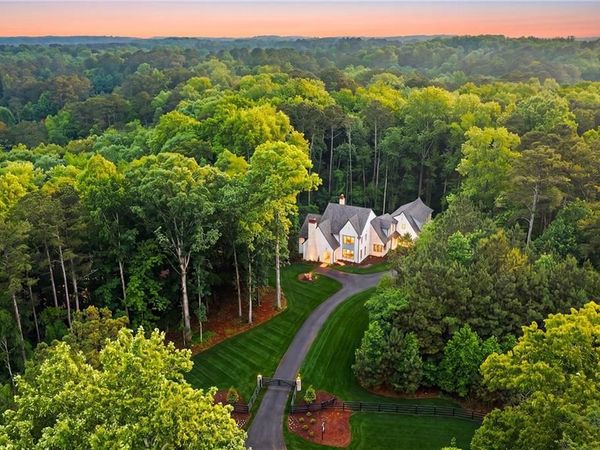 15560 Freemanville Road , Milton, GA 30004
