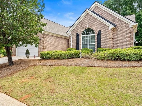 311 Crossroads Drive , Social Circle, GA 30025