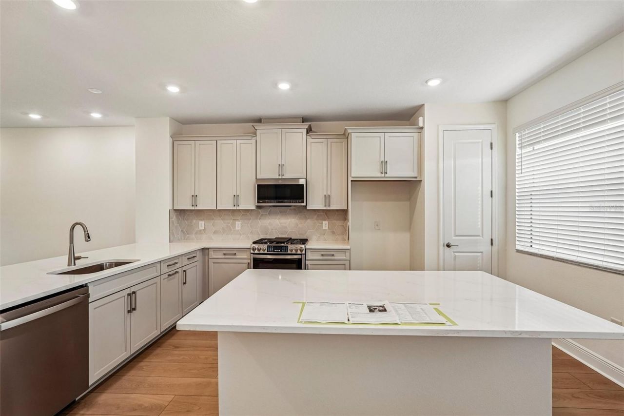 4426 Sunset Garden Street, Bradenton, FL 34210 Photo