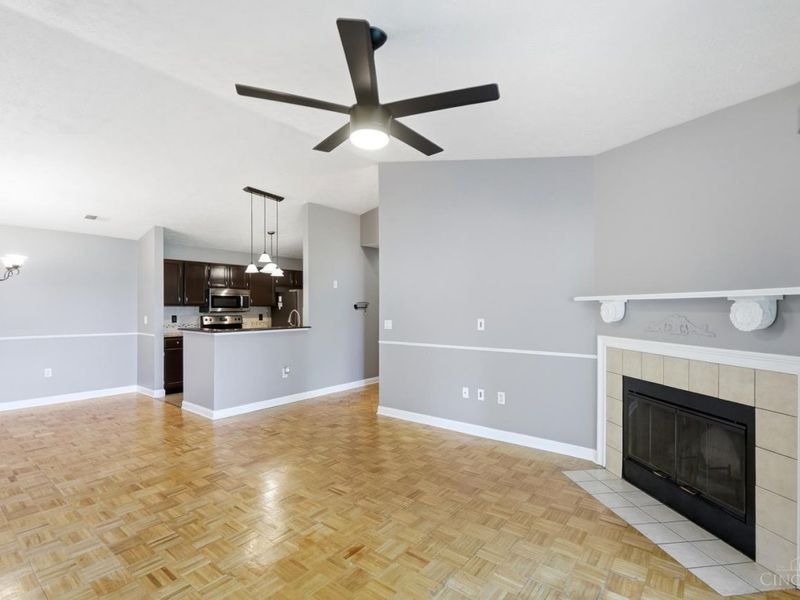 610 Carrington Place, Unit 312, Loveland, OH 45140 Photo 11