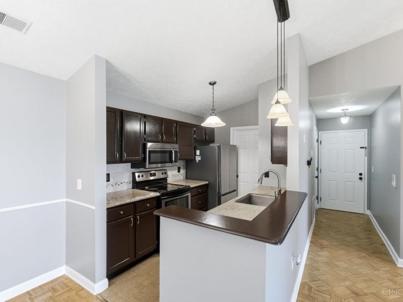 610 Carrington Place, Unit 312, Loveland, OH 45140 Photo 16