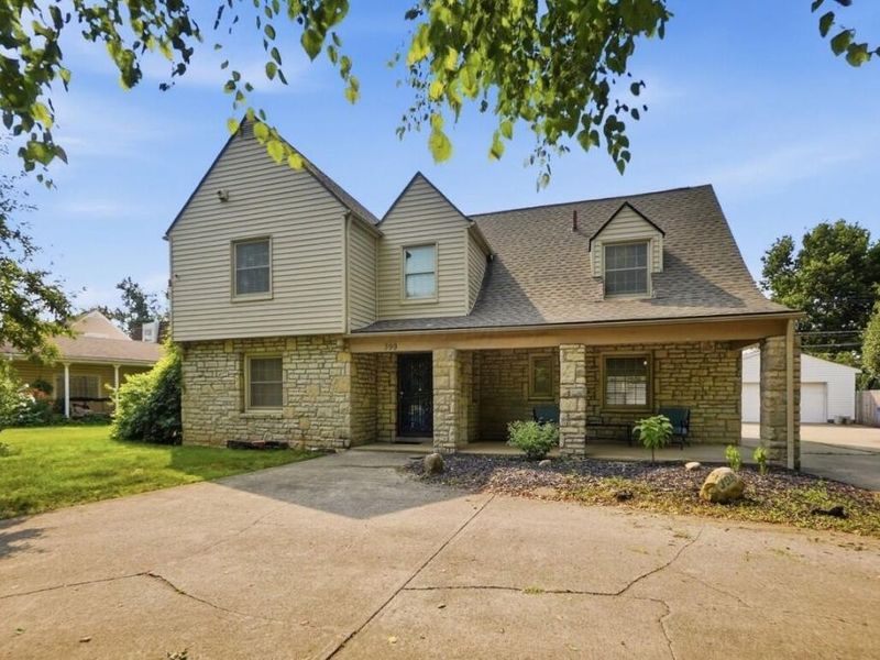 399 N Nelson Road, Columbus, OH 43219 Photo 5
