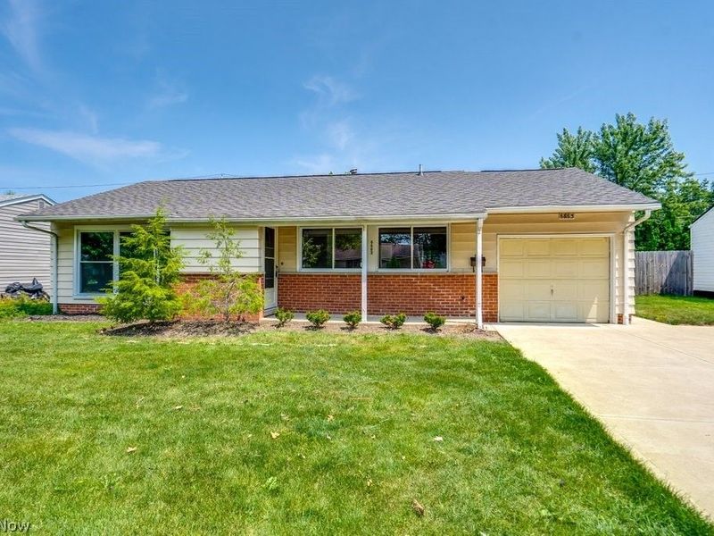 6663 Rochelle Boulevard, Parma, OH 44130 Photo 1