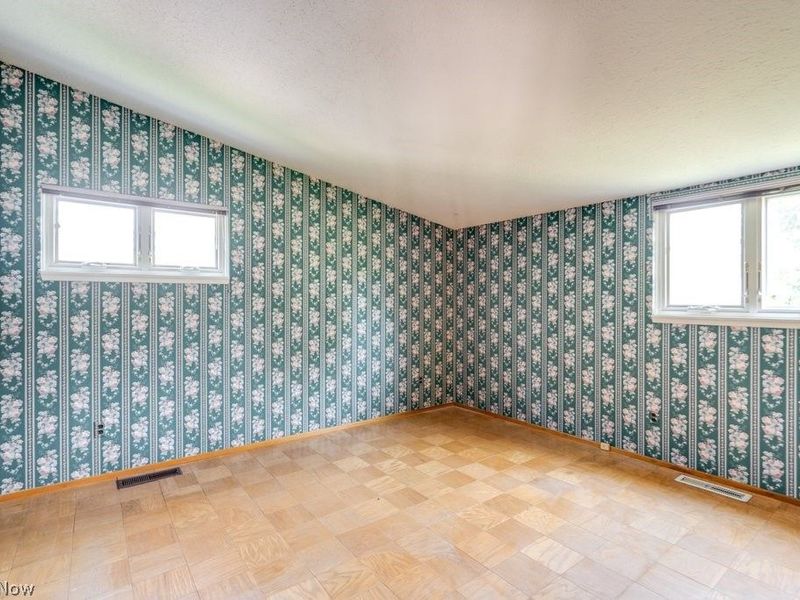 6663 Rochelle Boulevard, Parma, OH 44130 Photo 15