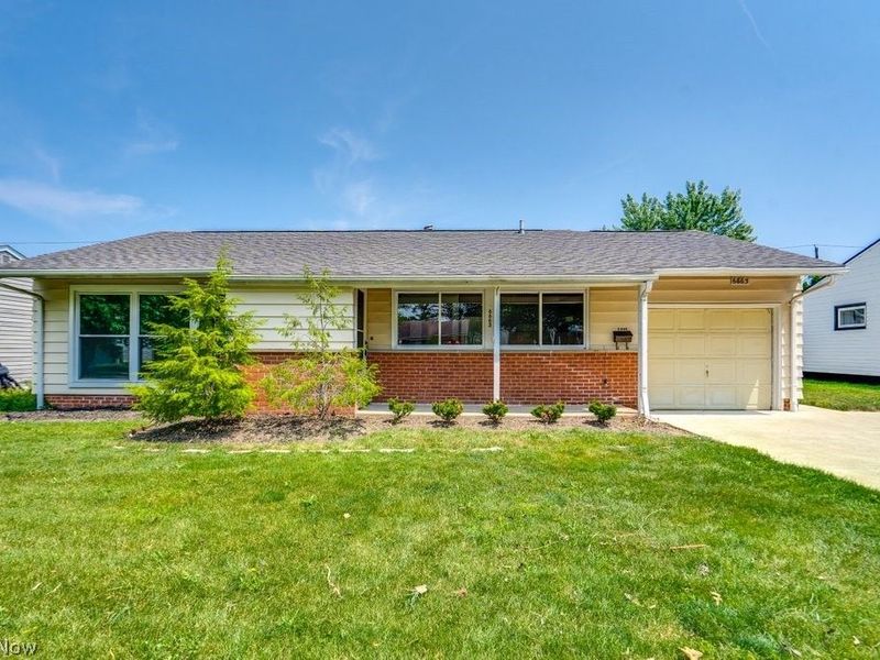 6663 Rochelle Boulevard, Parma, OH 44130 Photo 2