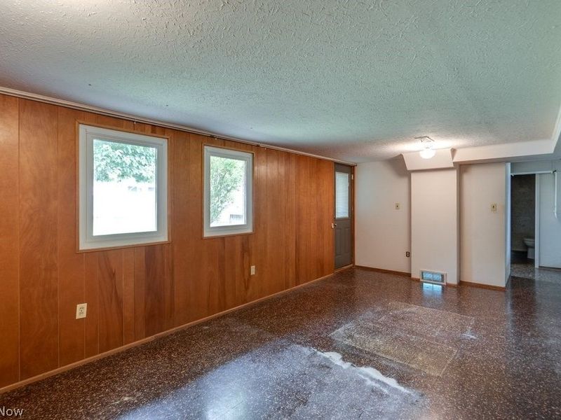 6663 Rochelle Boulevard, Parma, OH 44130 Photo 26