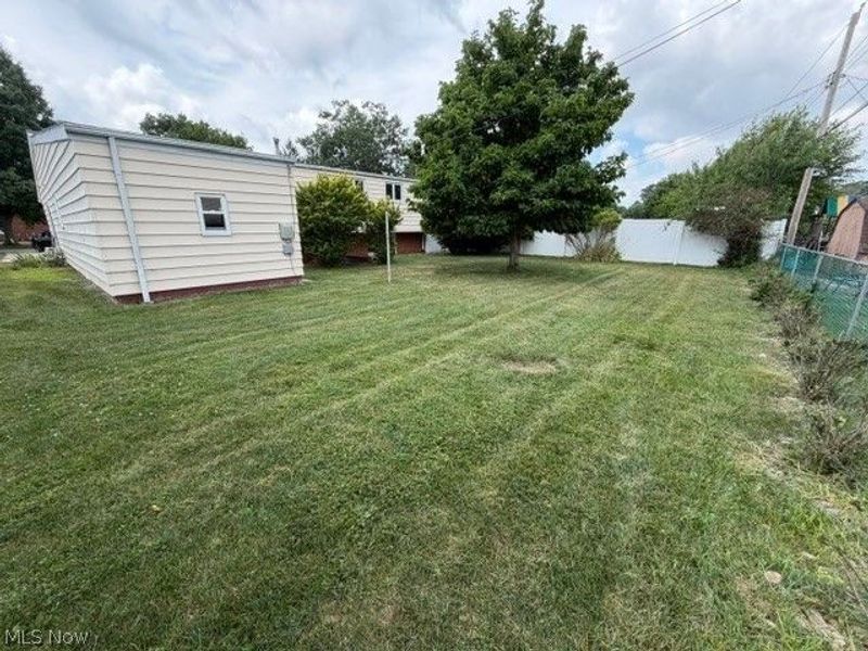 6663 Rochelle Boulevard, Parma, OH 44130 Photo 3