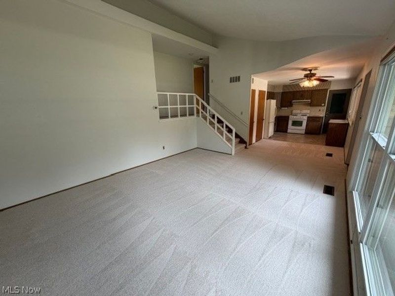 6663 Rochelle Boulevard, Parma, OH 44130 Photo 5