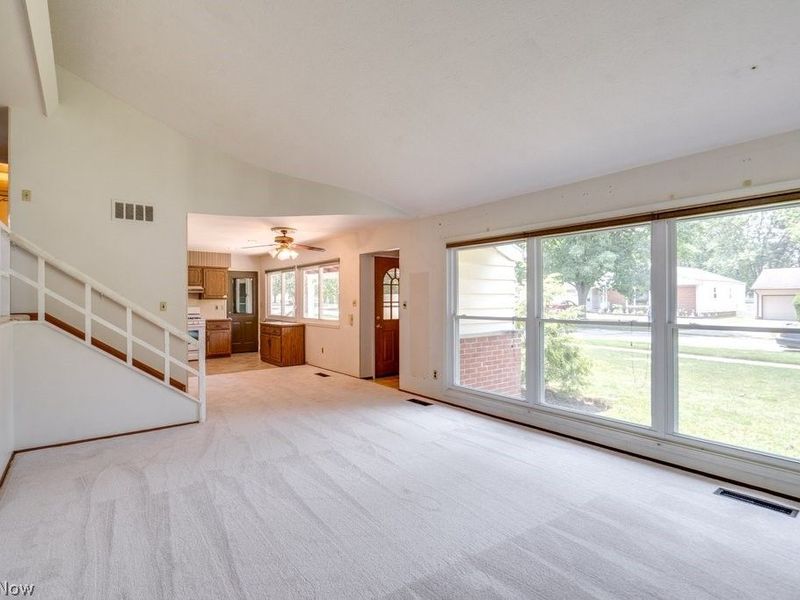 6663 Rochelle Boulevard, Parma, OH 44130 Photo 8