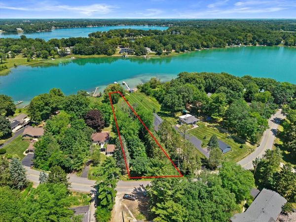 N1190 TOMBEAU ROAD, Genoa City, WI 53128