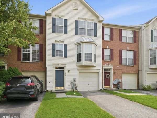 215 N BRIDLEWOOD DRIVE, NEWARK, DE 19702