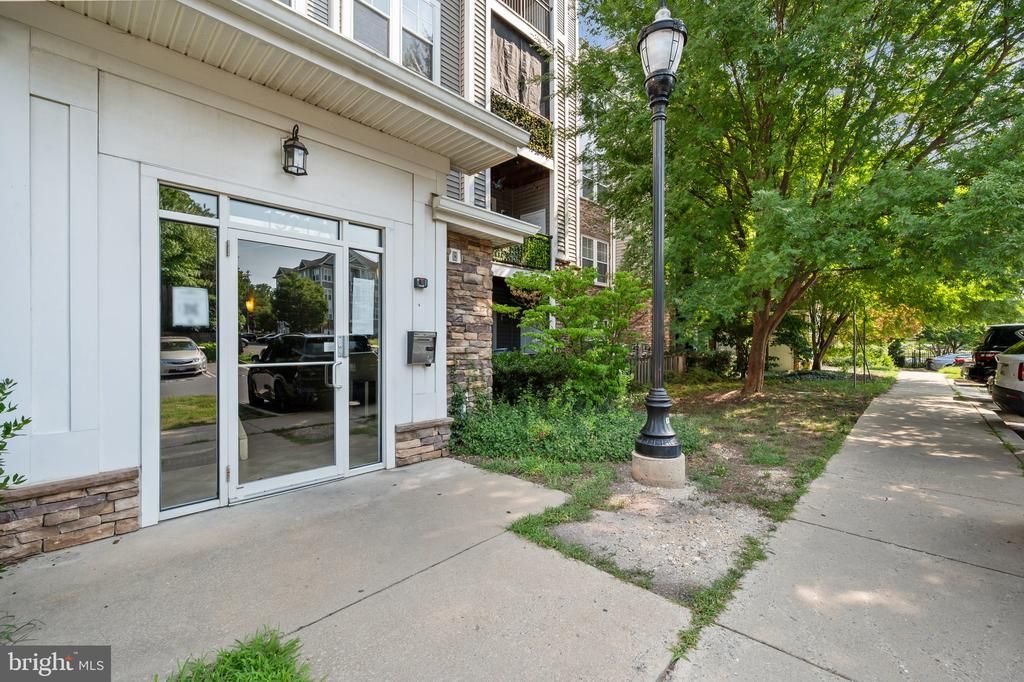 1321 KAREN BOULEVARD , CAPITOL HEIGHTS, MD 20743