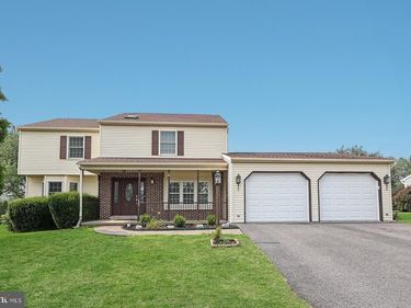 12 VICTORIA WAY, CAMP HILL, PA 17011