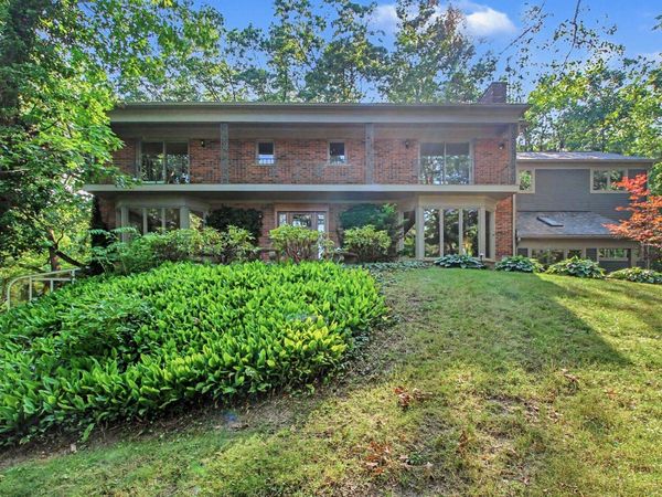 432 Riverview Drive, Ann Arbor, MI 48104